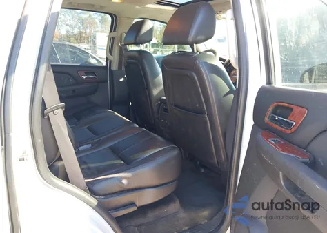 2009 Chevrolet Tahoe Lt2 from USA, damaged, VIN 1GNFK230X9R277718